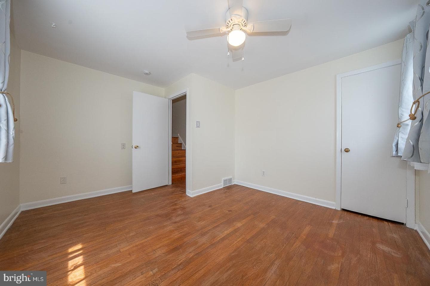 405 Garden Lane photo 20