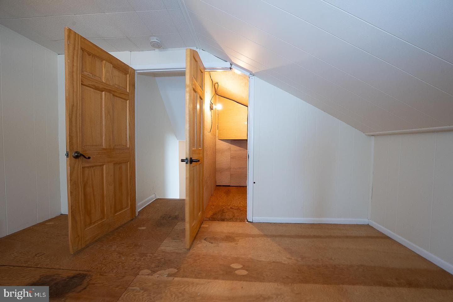 405 Garden Lane photo 28