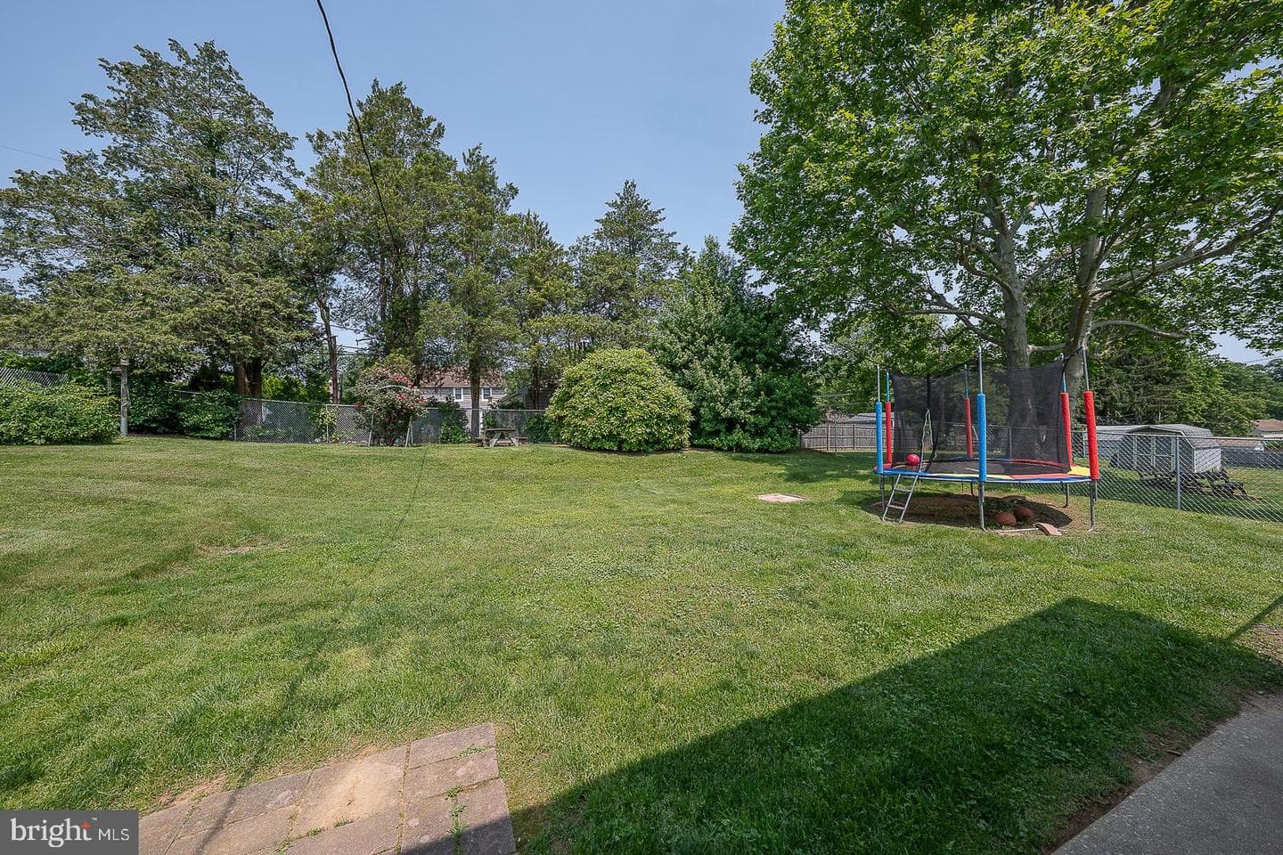 405 Garden Lane photo 30