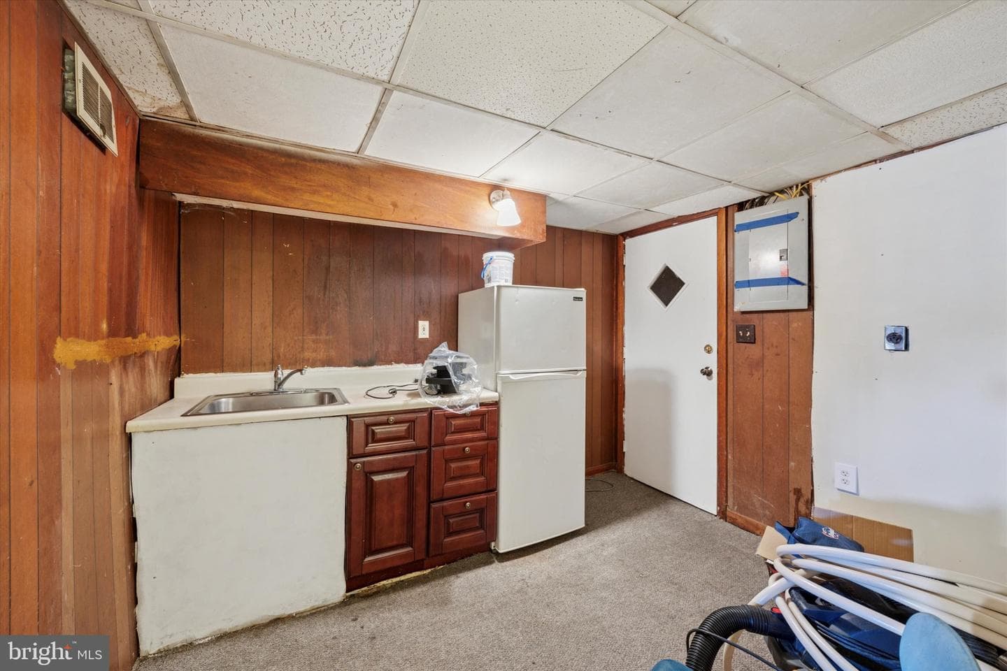 630 Colwyn Avenue photo 14
