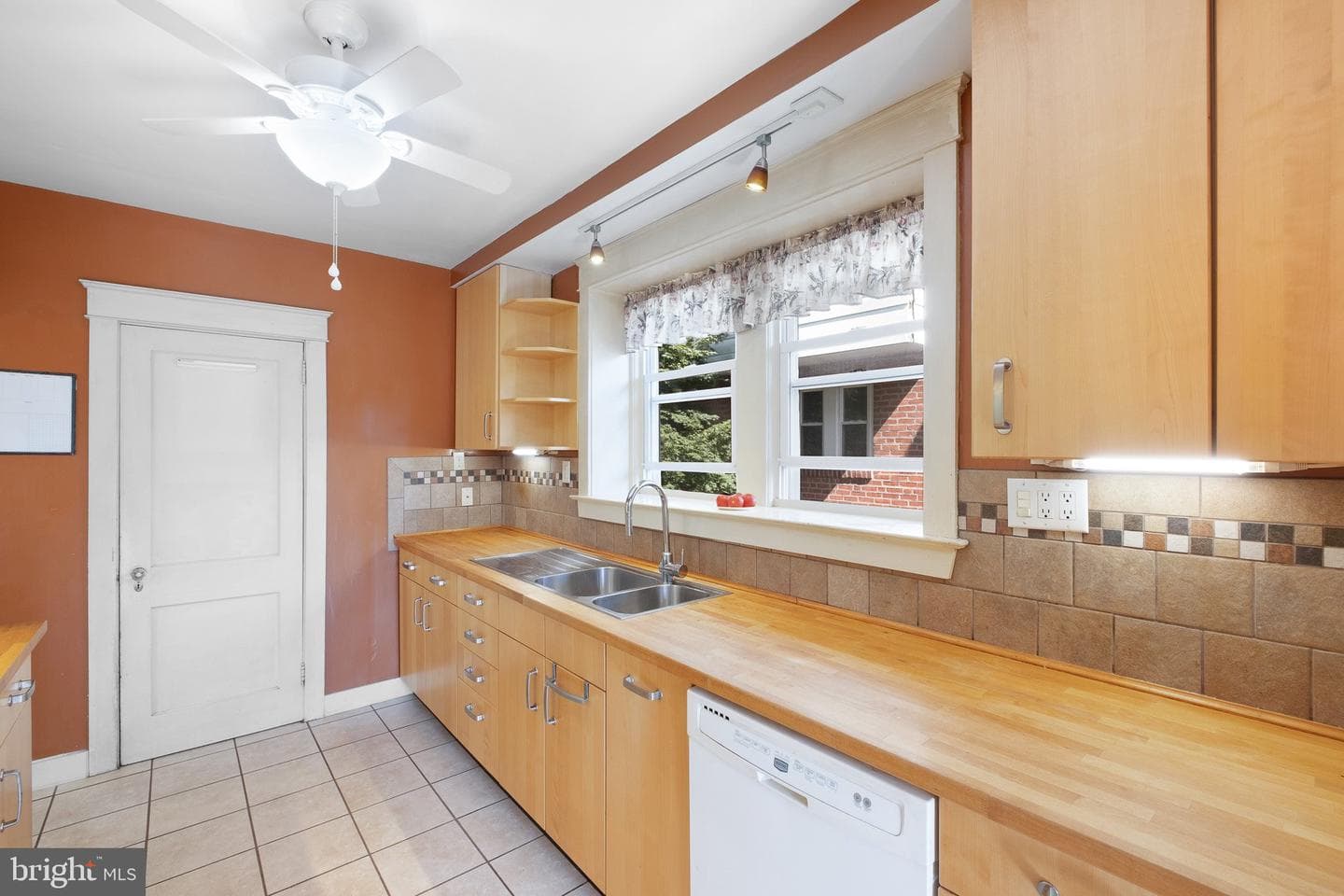 131 E Parkway Avenue #120 photo 11