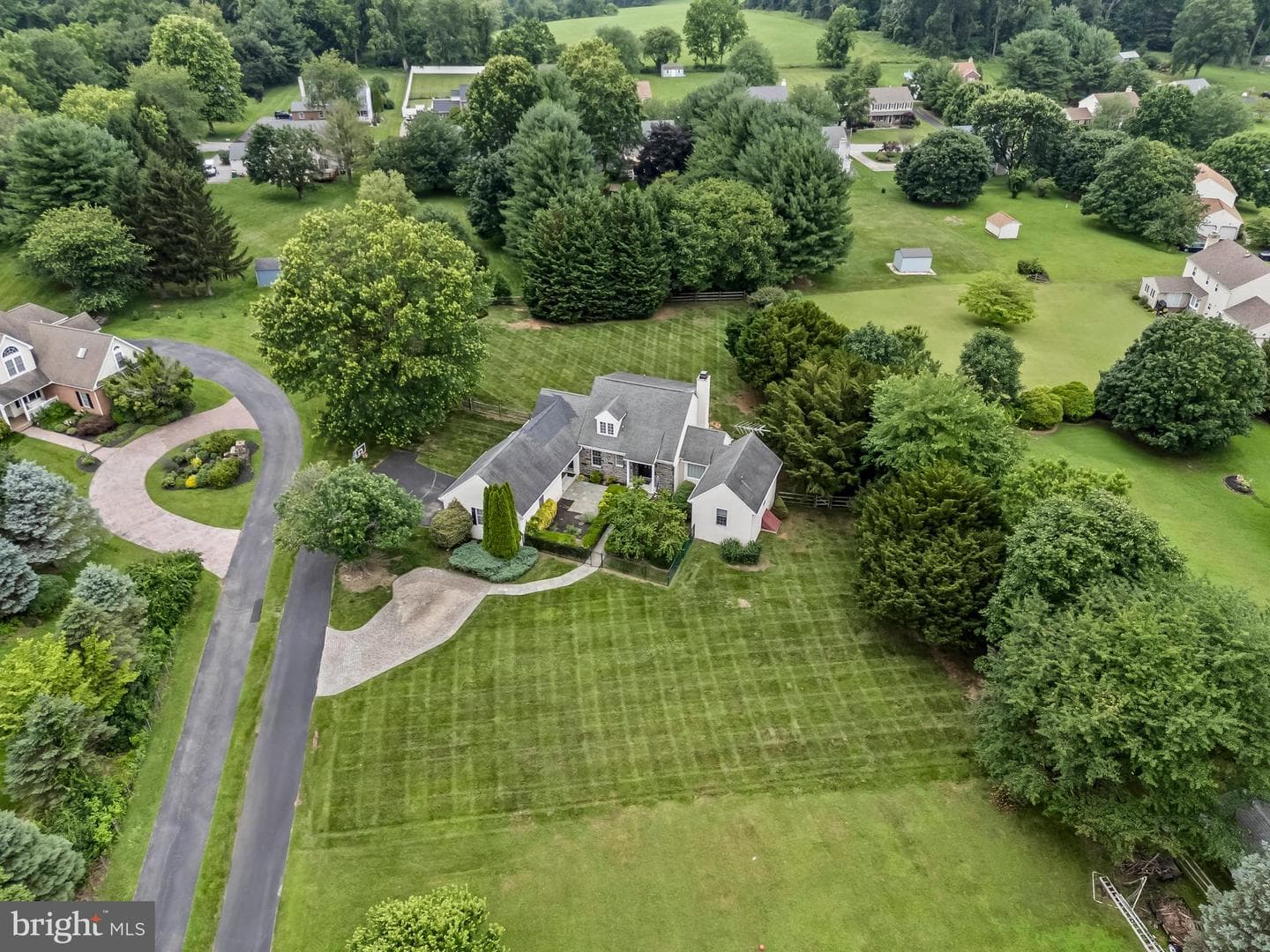 384 Lenni Road photo 10