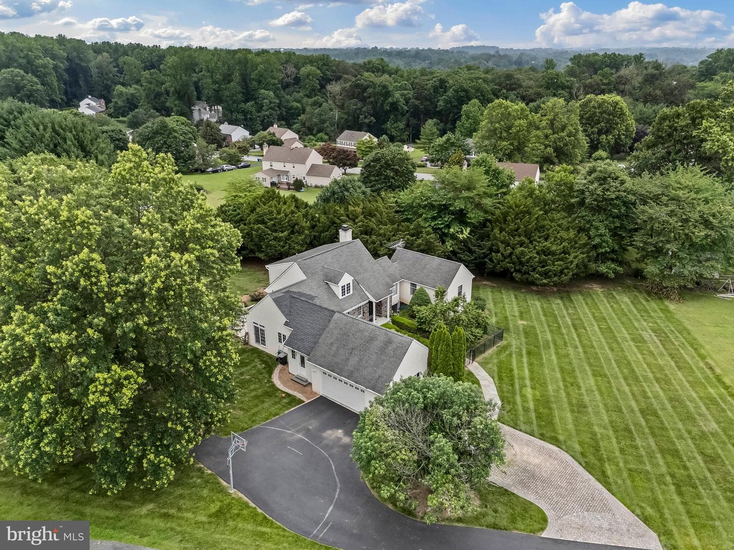 384 Lenni Road photo 13