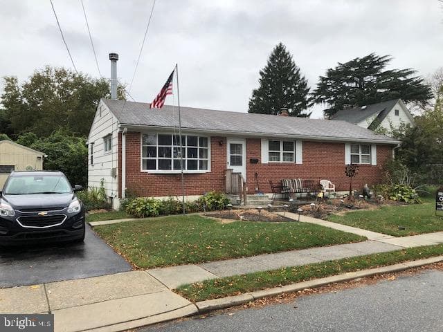 16 S Linden Avenue photo 1