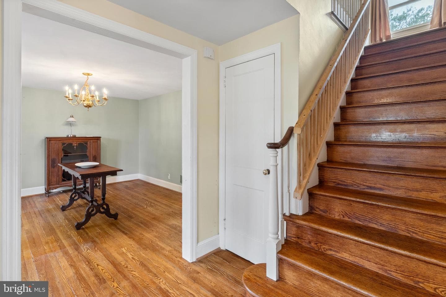 211 Mount Alverno Road photo 12