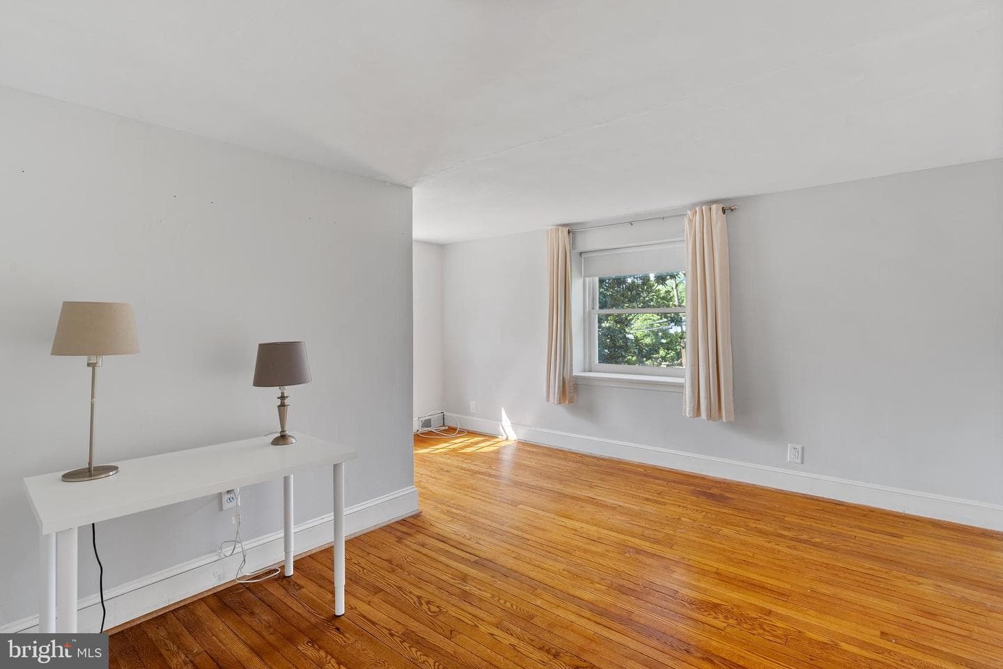 211 Mount Alverno Road photo 15