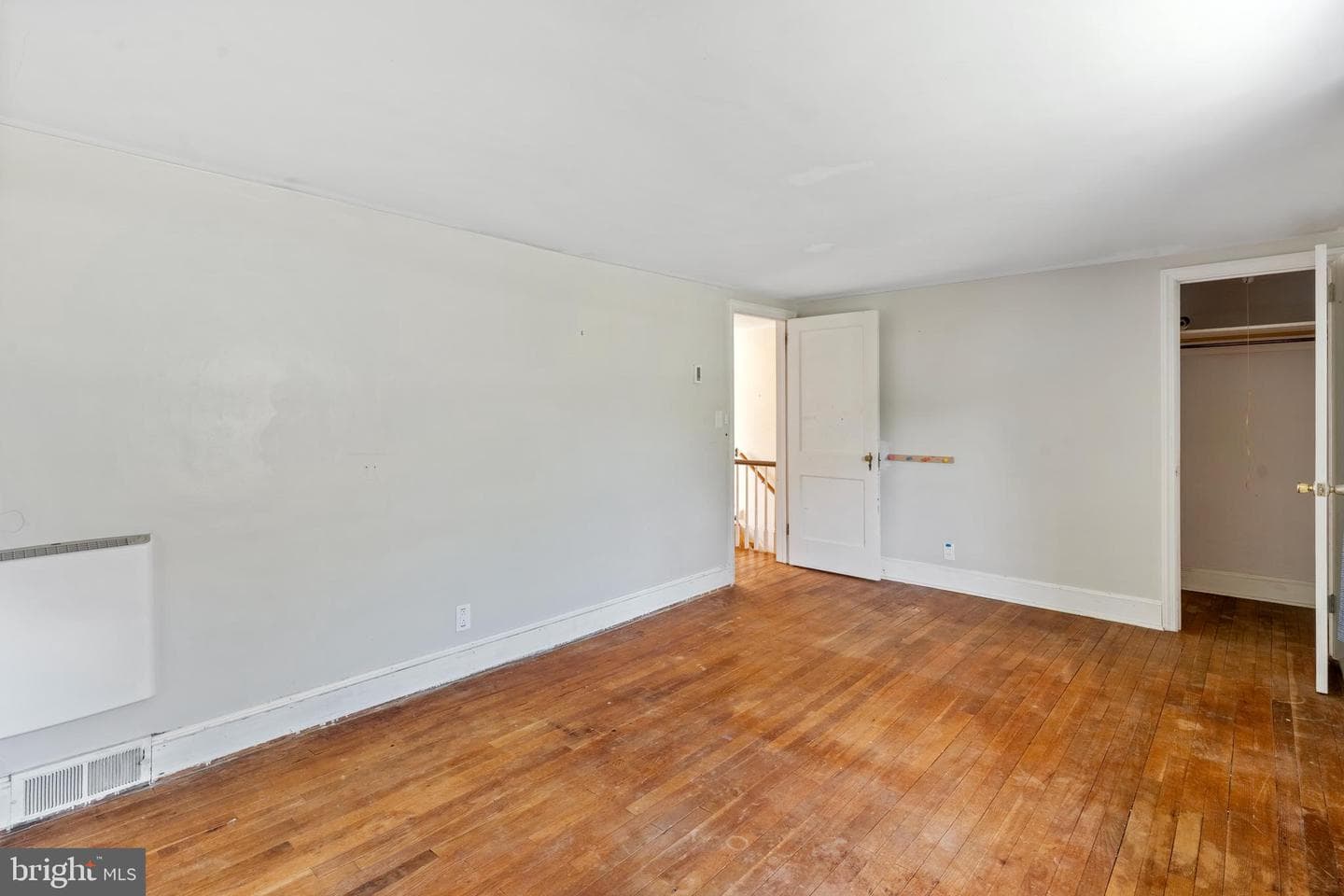 211 Mount Alverno Road photo 18