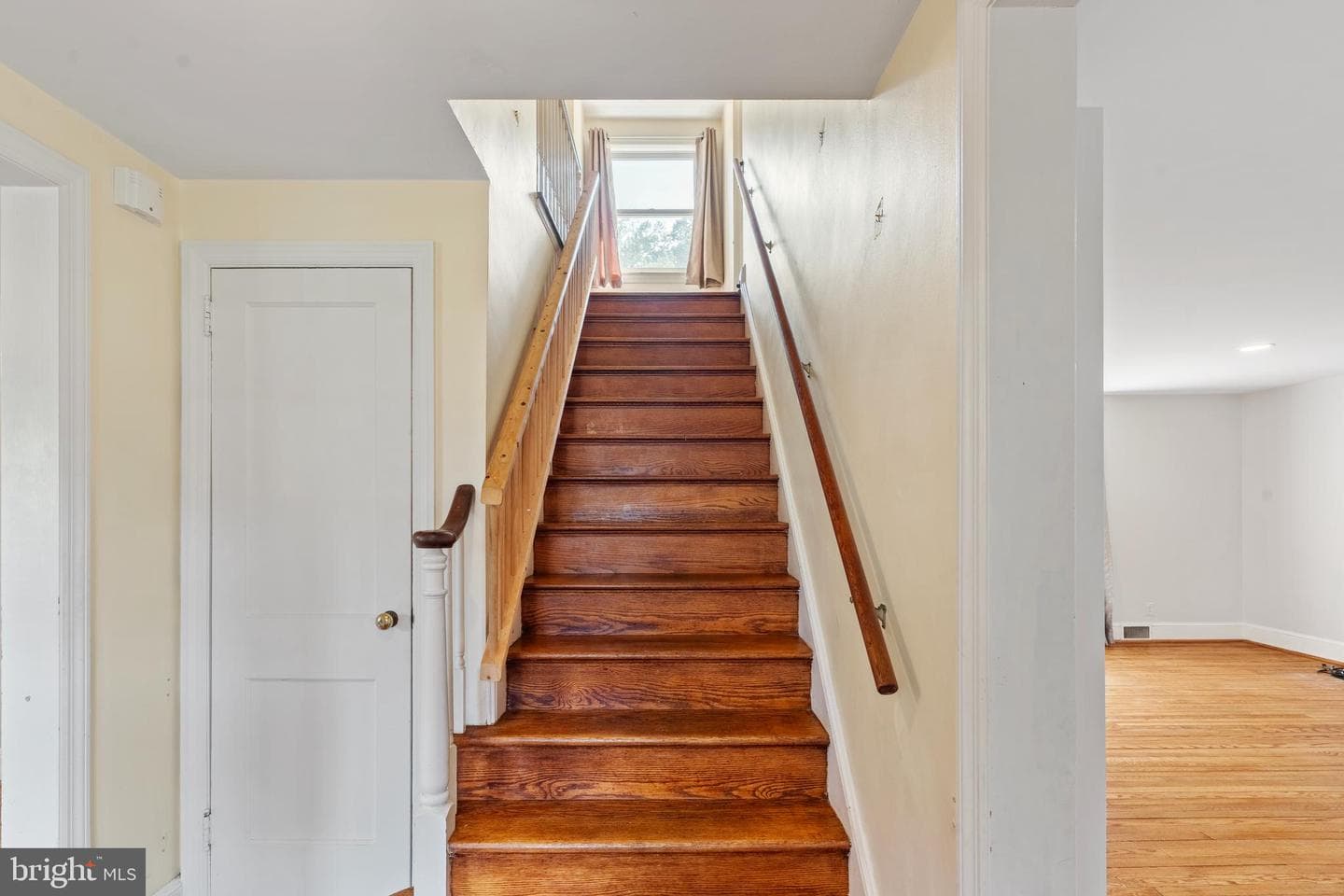 211 Mount Alverno Road photo 22