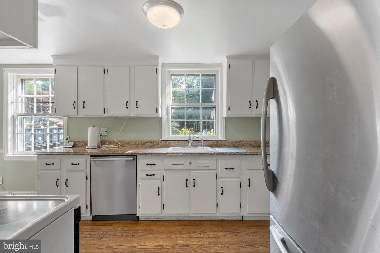 211 Mount Alverno Road photo 8