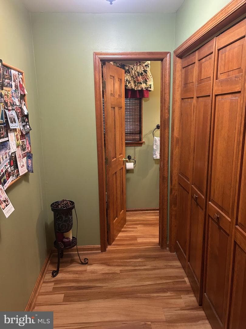 1008 Lincoln Avenue photo 33