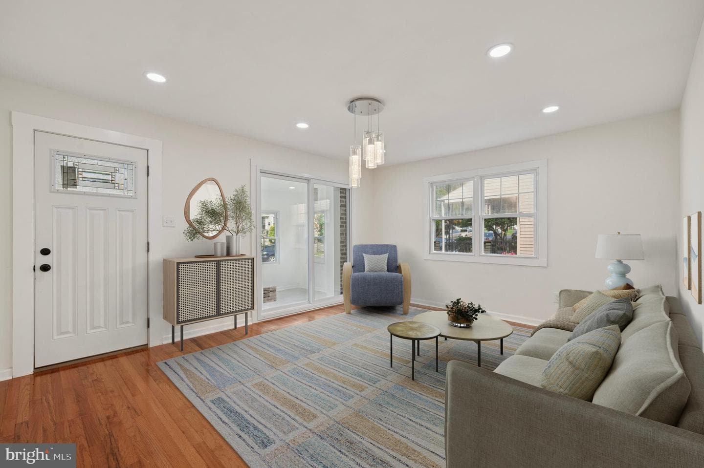 118 Rhodes Avenue #80 photo 1