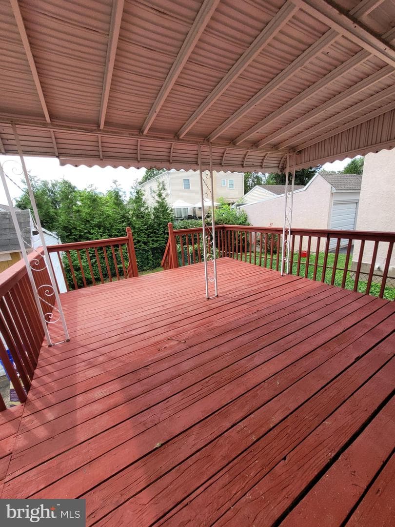 4130 Rosemont Avenue photo 35