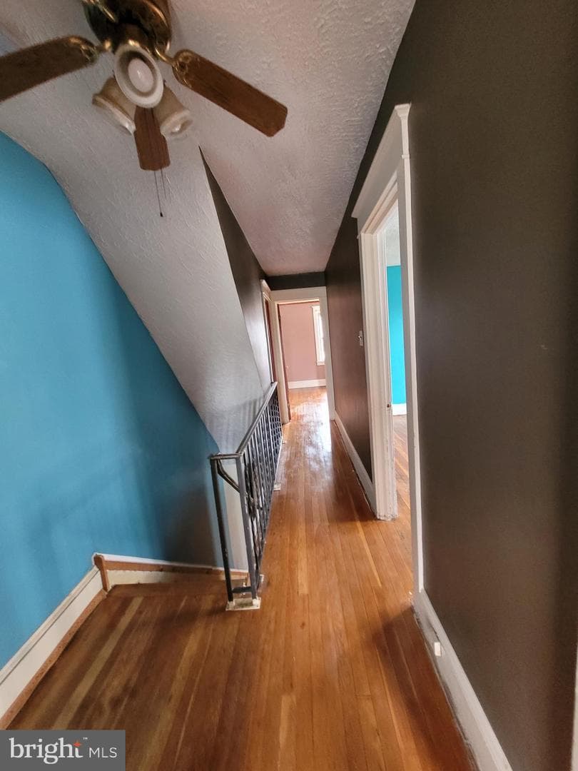 4130 Rosemont Avenue photo 38