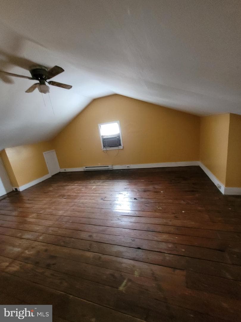 4130 Rosemont Avenue photo 47