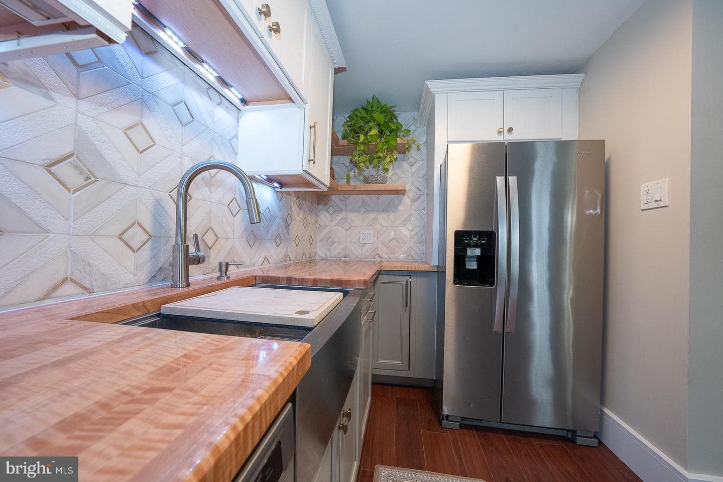 944 Fairfax Road photo 13