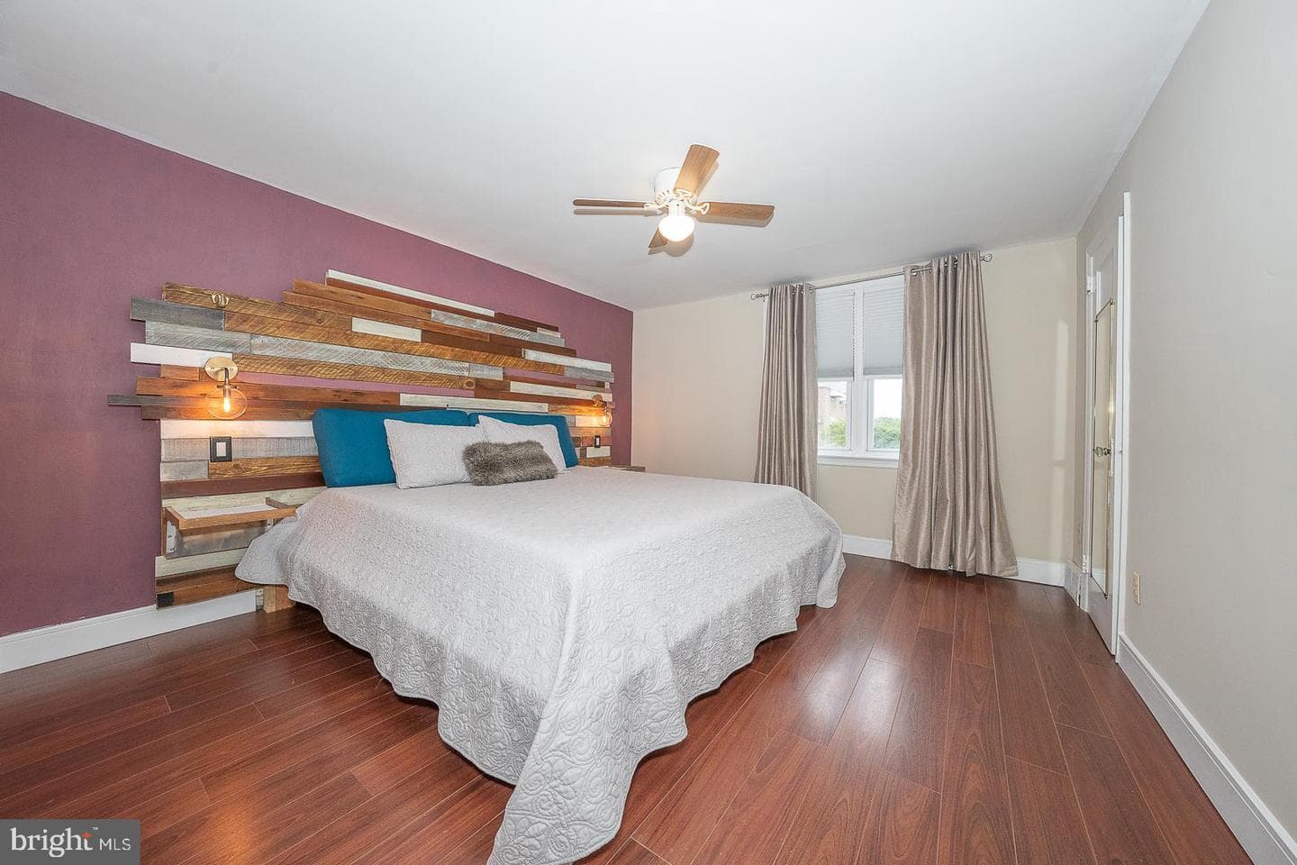 944 Fairfax Road photo 25