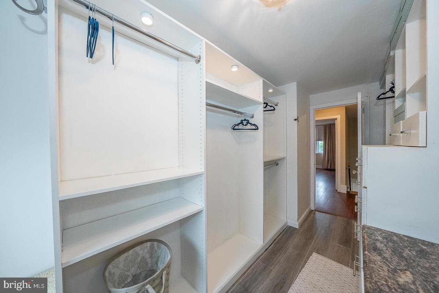 944 Fairfax Road photo 30