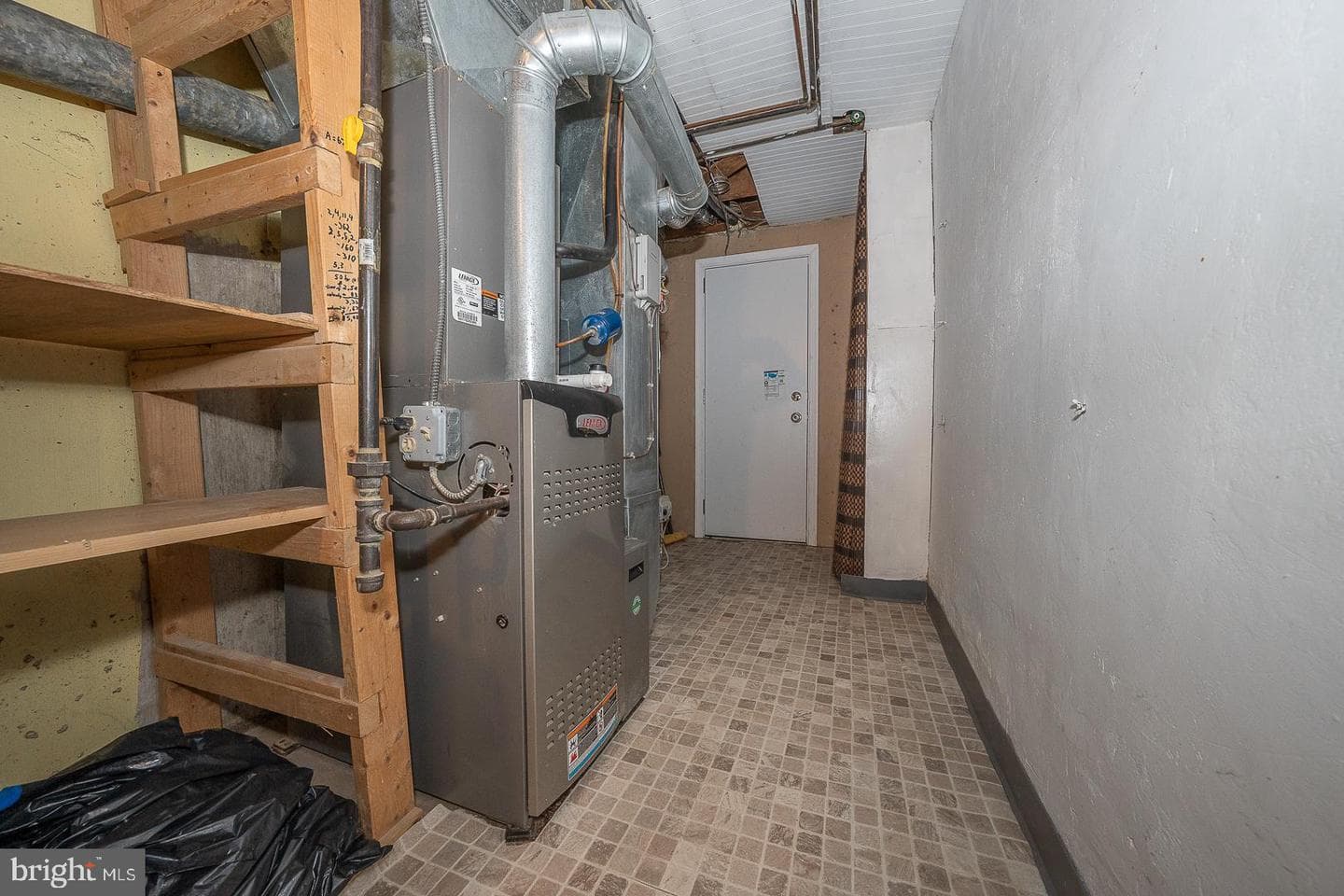 944 Fairfax Road photo 40