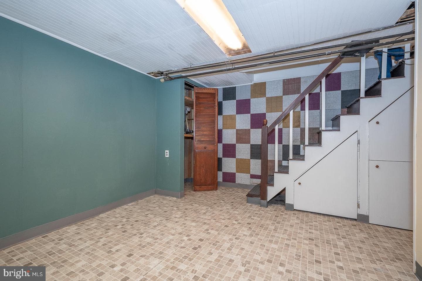 944 Fairfax Road photo 43