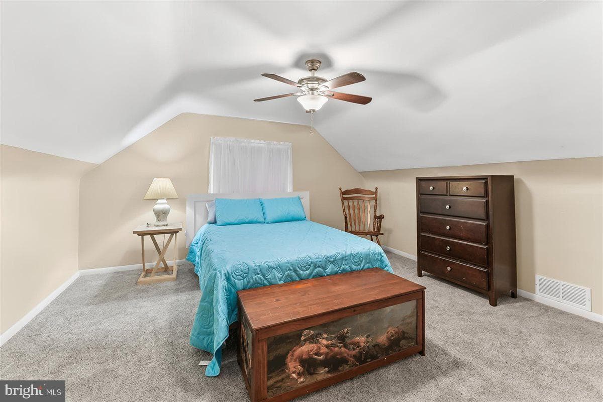 11 Stratford Drive photo 20