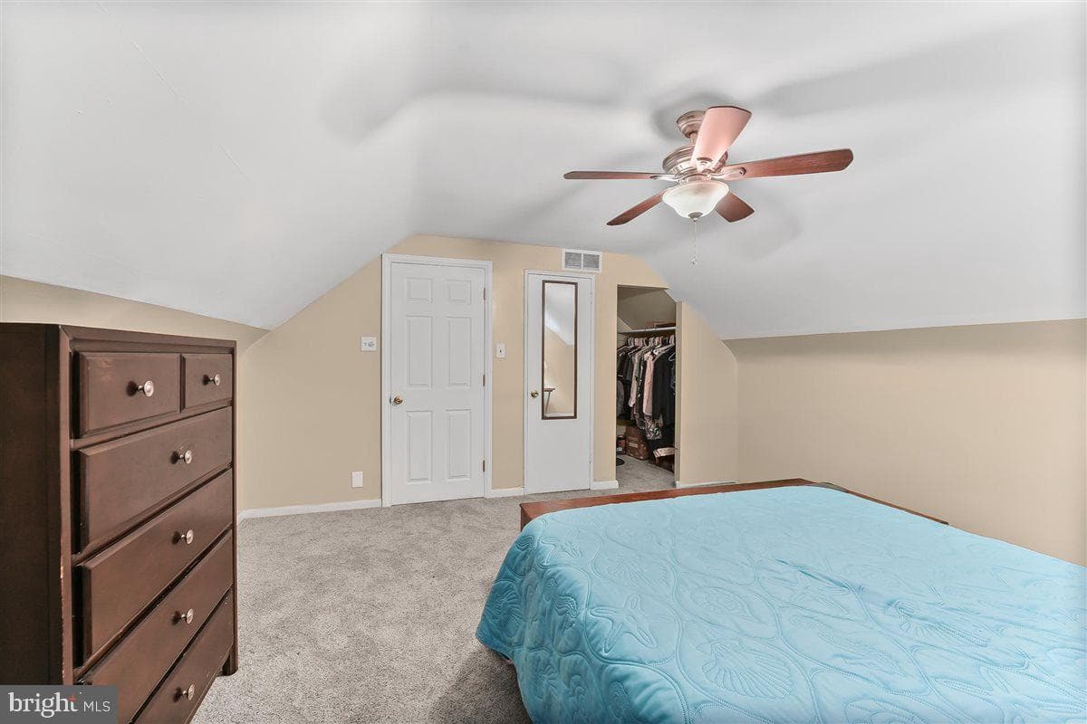 11 Stratford Drive photo 21