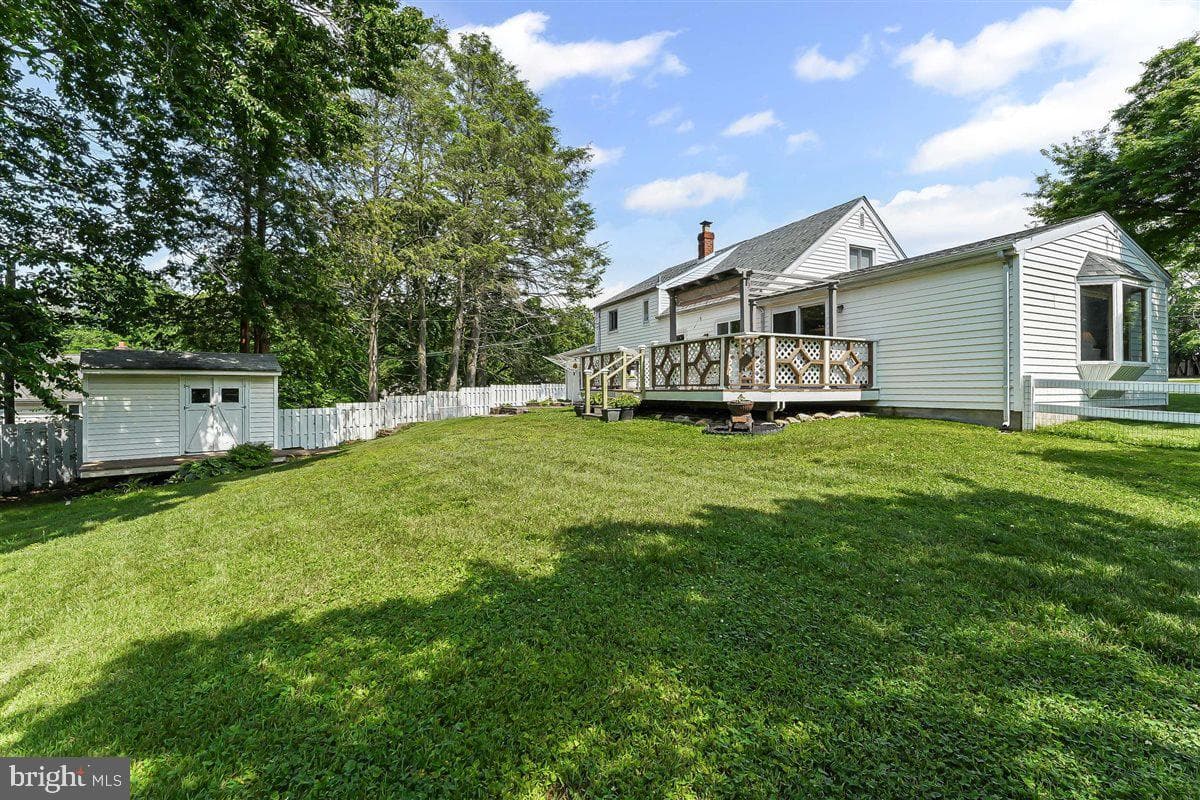 11 Stratford Drive photo 39