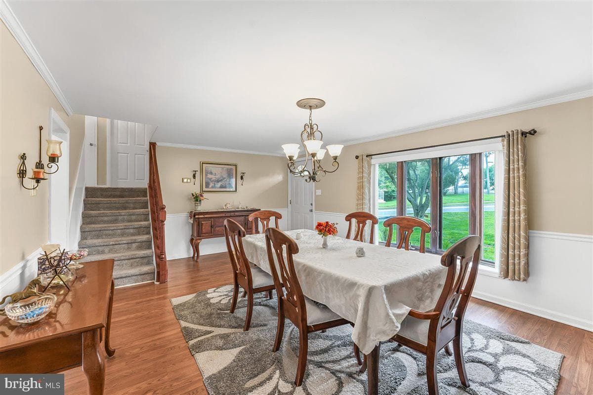 11 Stratford Drive photo 6