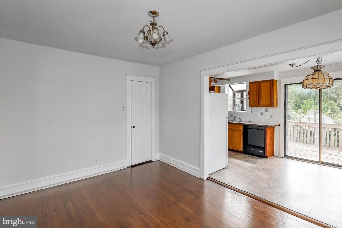 601 Georges Lane photo 13