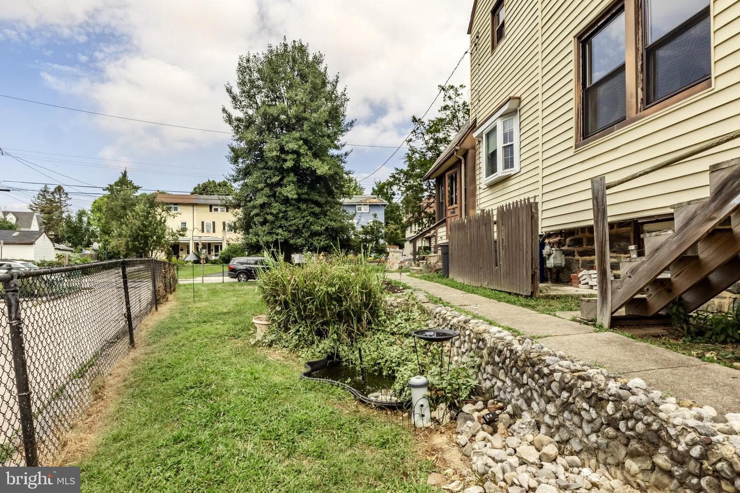 601 Georges Lane photo 36