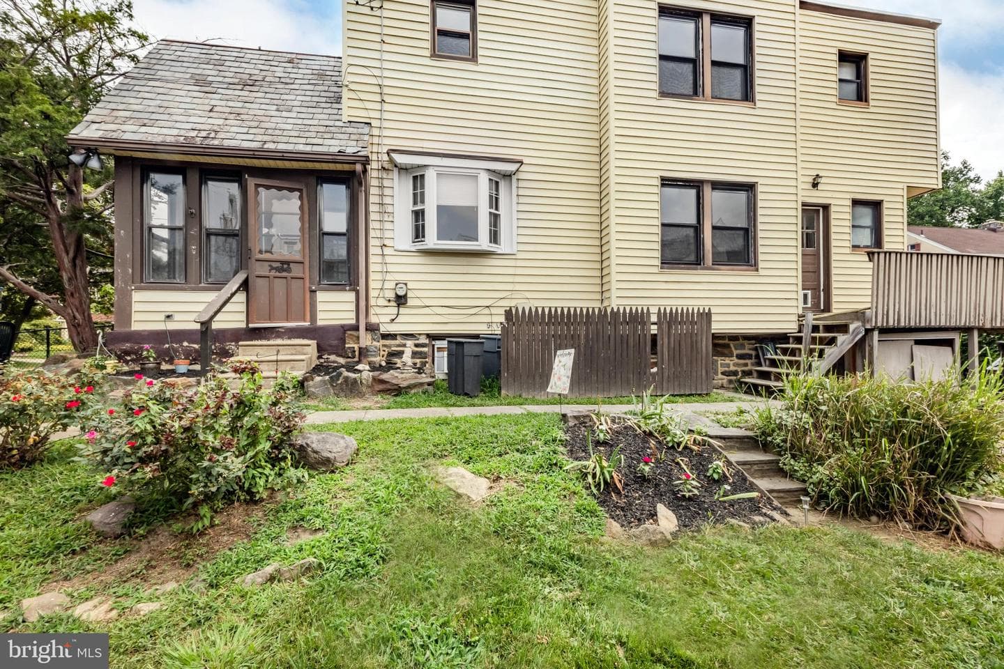 601 Georges Lane photo 37