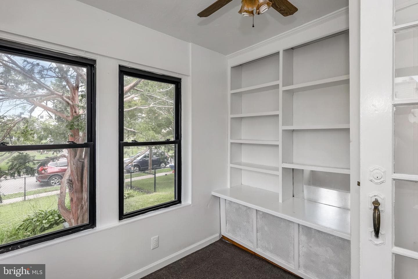 601 Georges Lane photo 7