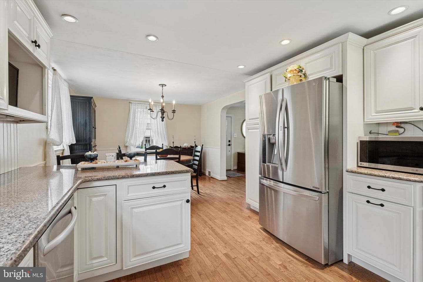 2530 Woodleigh Road photo 10