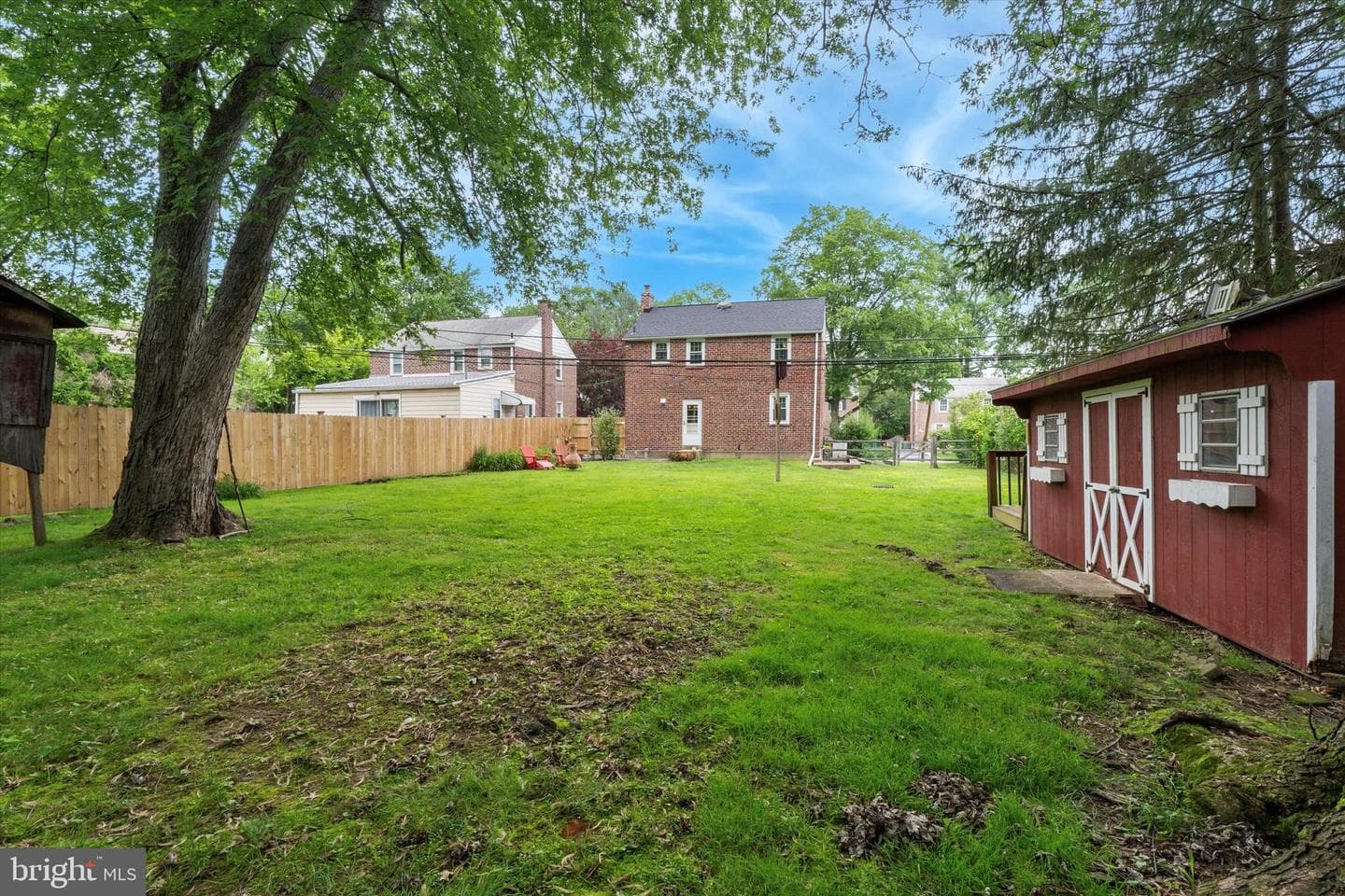 2530 Woodleigh Road photo 32