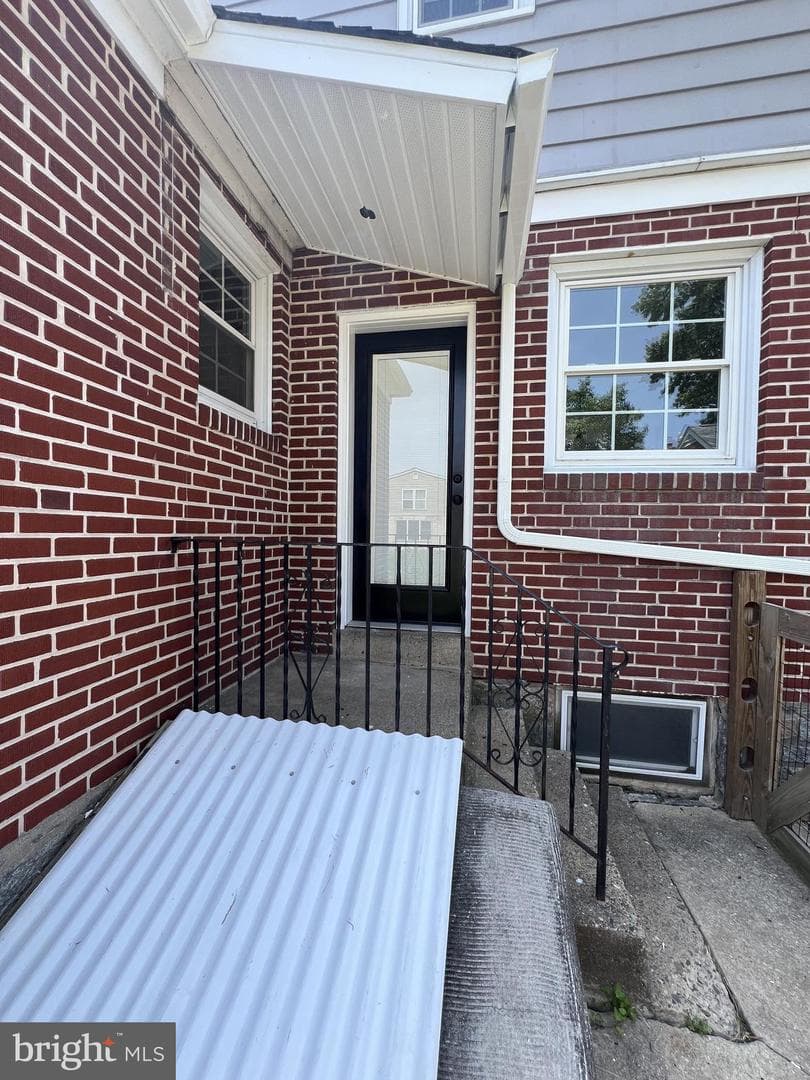 220 Kossuth Avenue photo 50