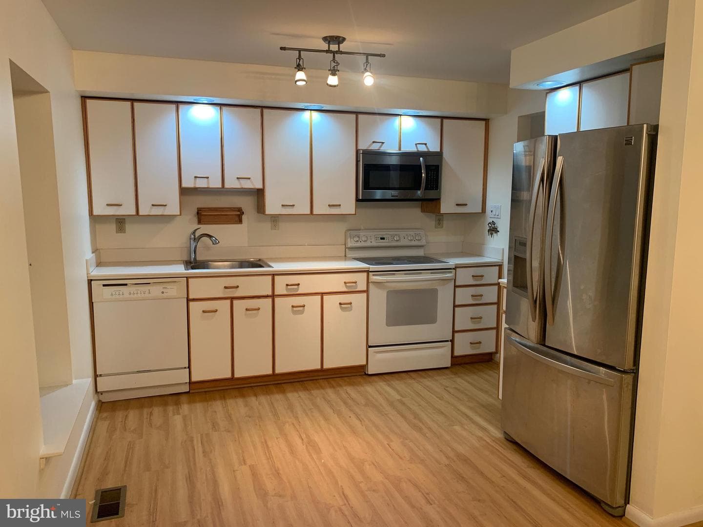 25 Oakmont Place photo 16