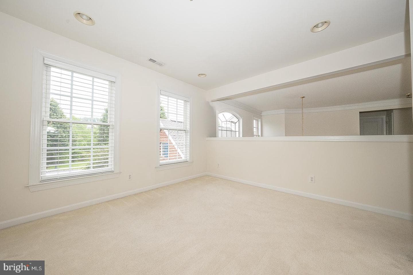 206 Excalibur Drive photo 19