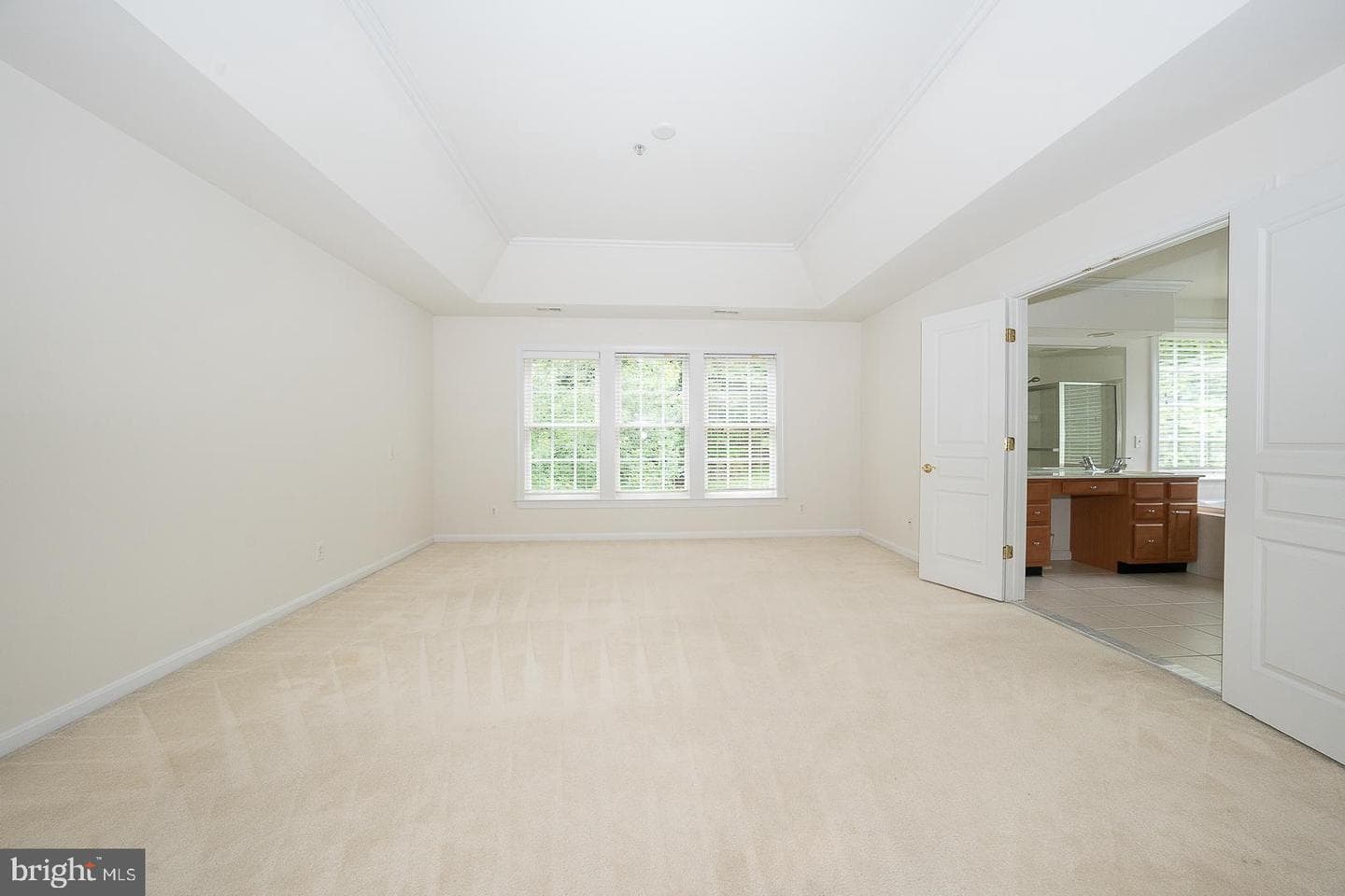 206 Excalibur Drive photo 24