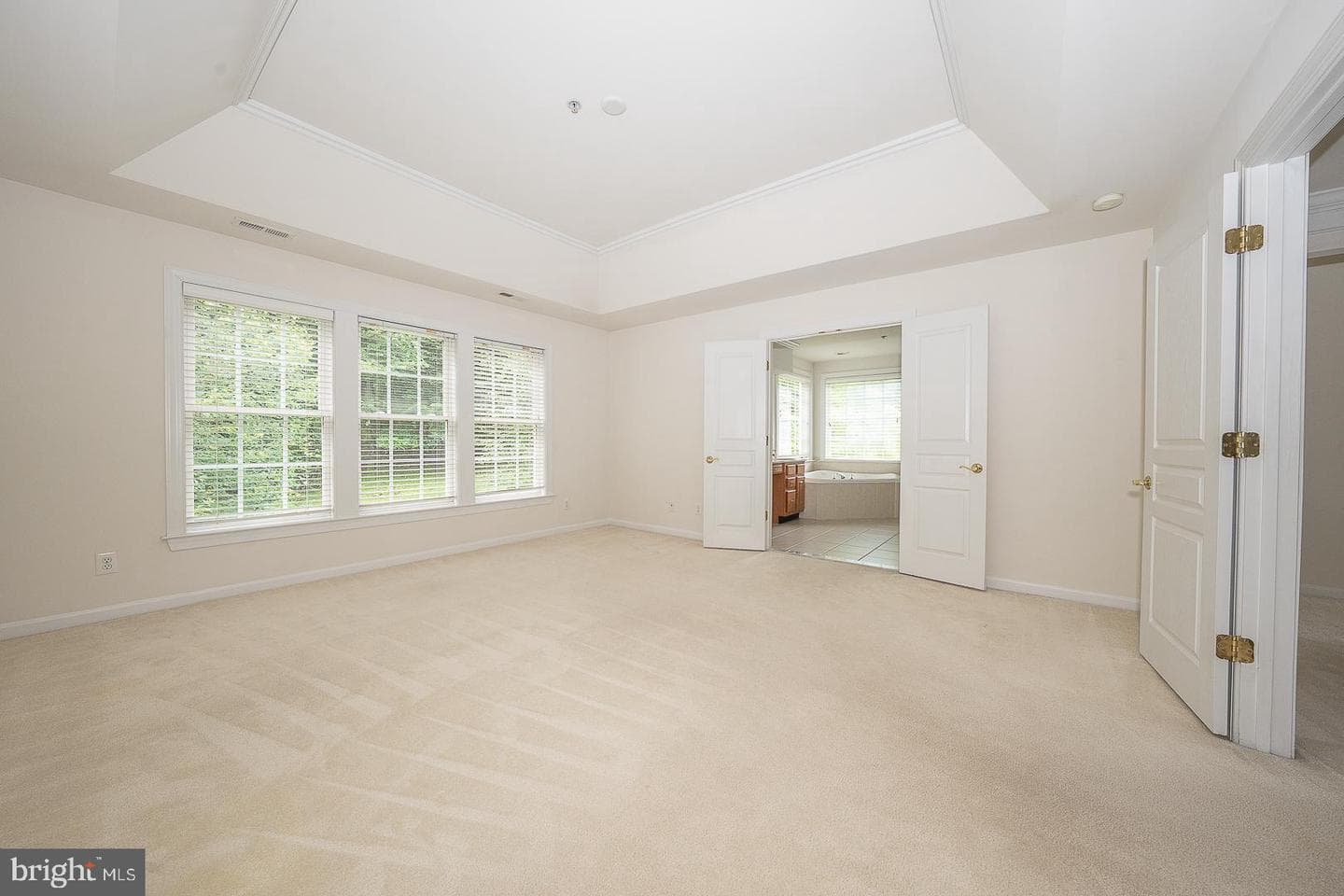 206 Excalibur Drive photo 25