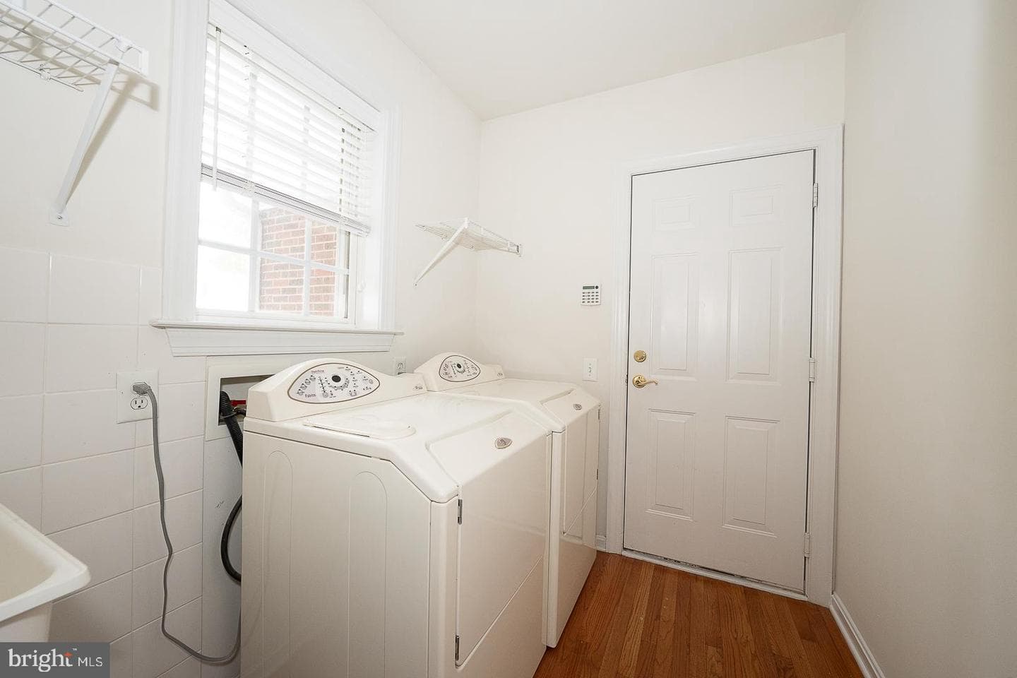 206 Excalibur Drive photo 28