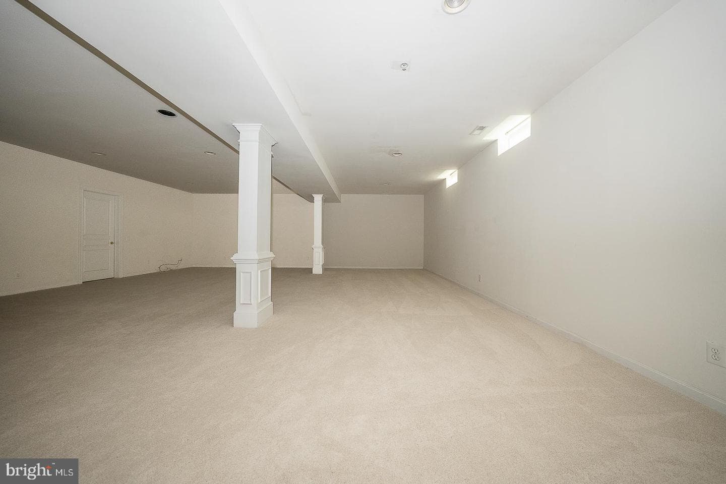 206 Excalibur Drive photo 31