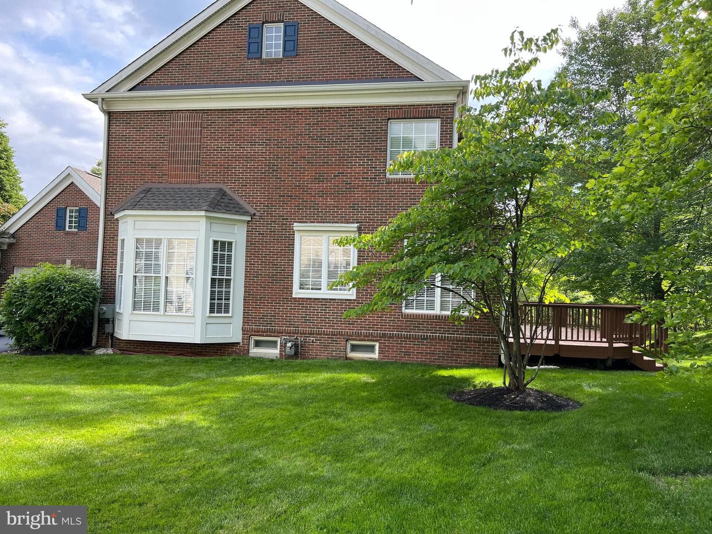 206 Excalibur Drive photo 33