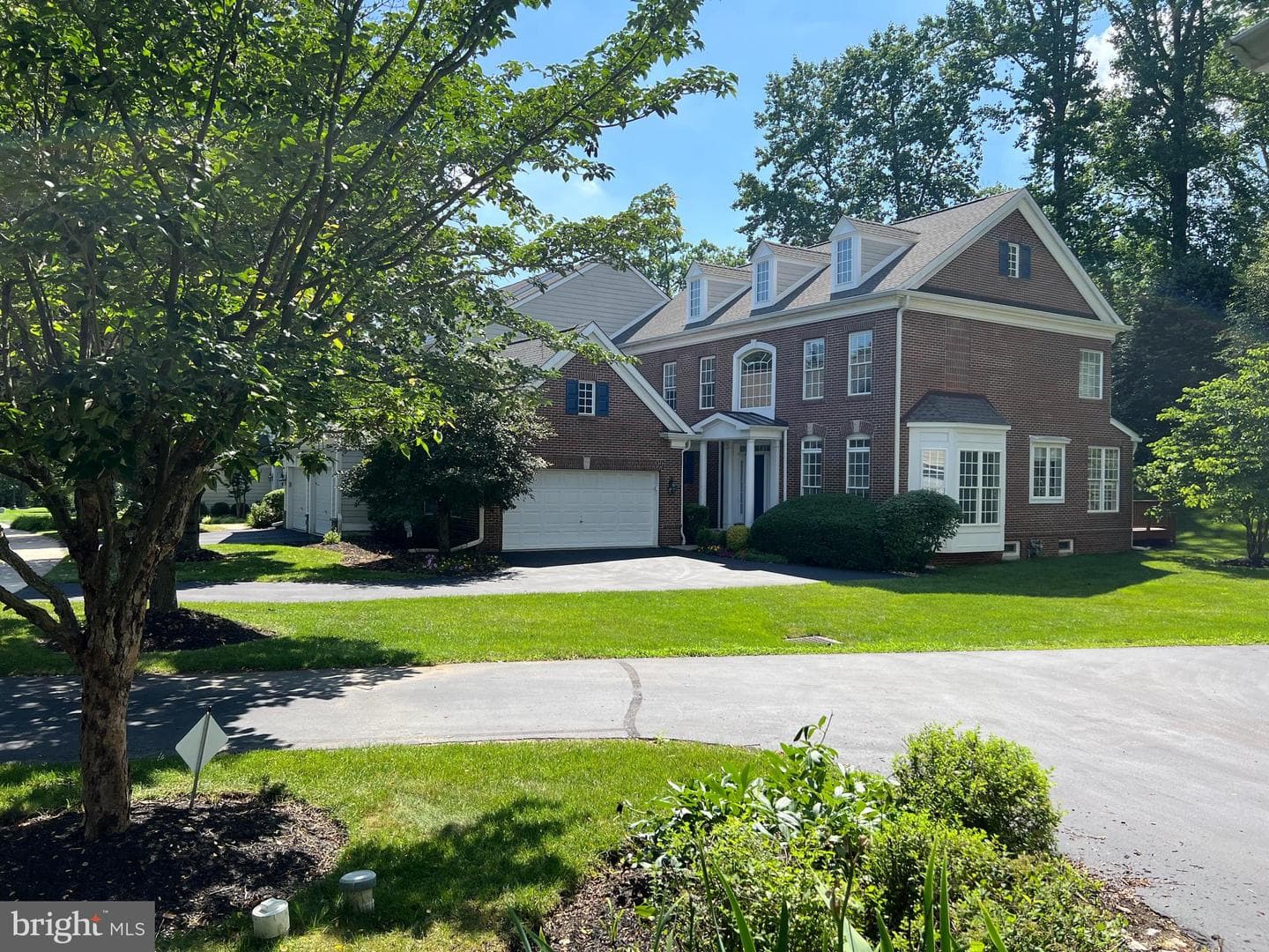 206 Excalibur Drive photo 40
