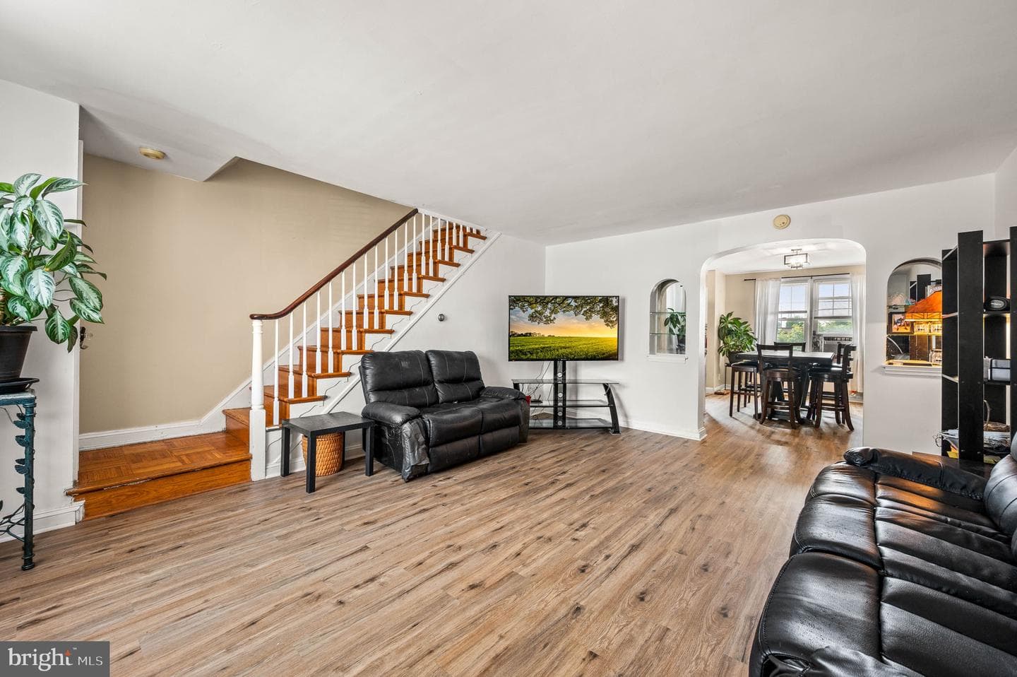 246 Le Carra Drive photo 5