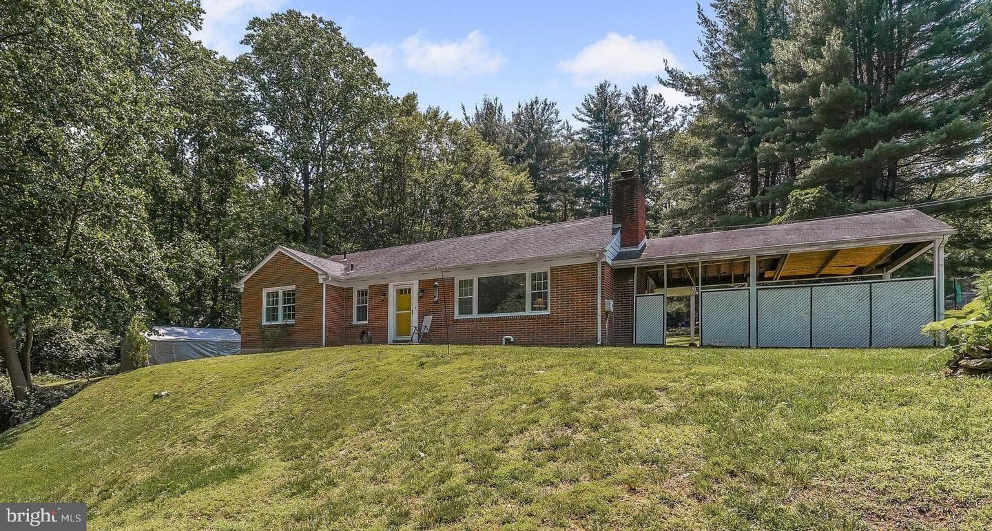 430 W Rose Tree Road photo 1