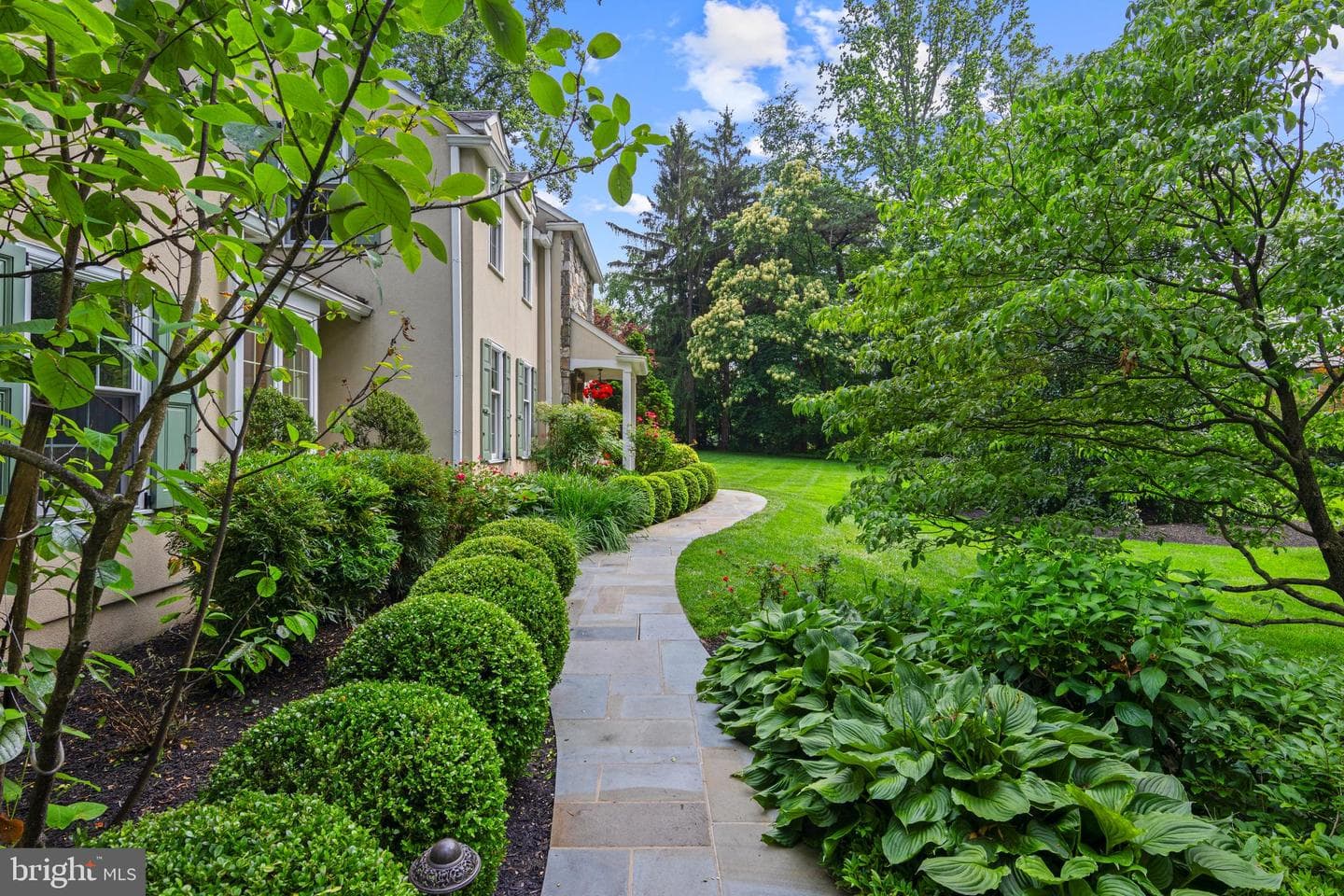 8 Shannon Circle photo 4