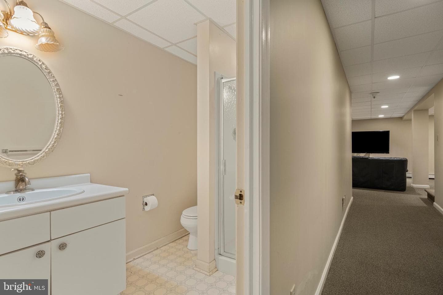 8 Shannon Circle photo 43