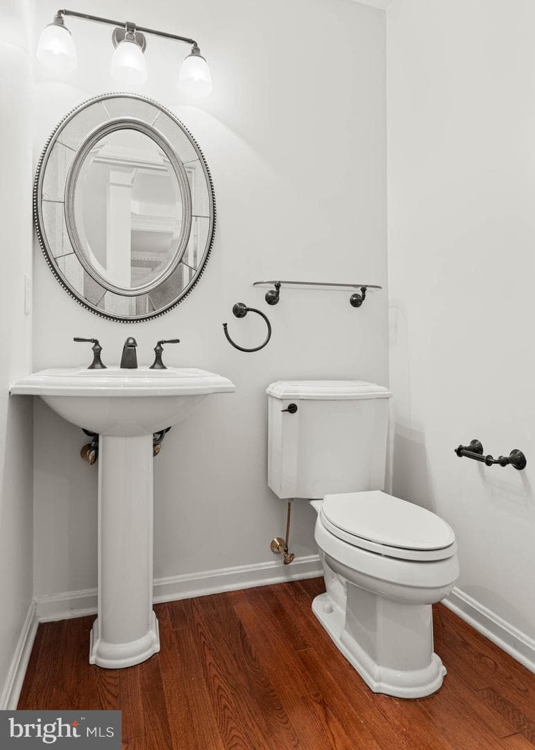 302 Arthur Court photo 26
