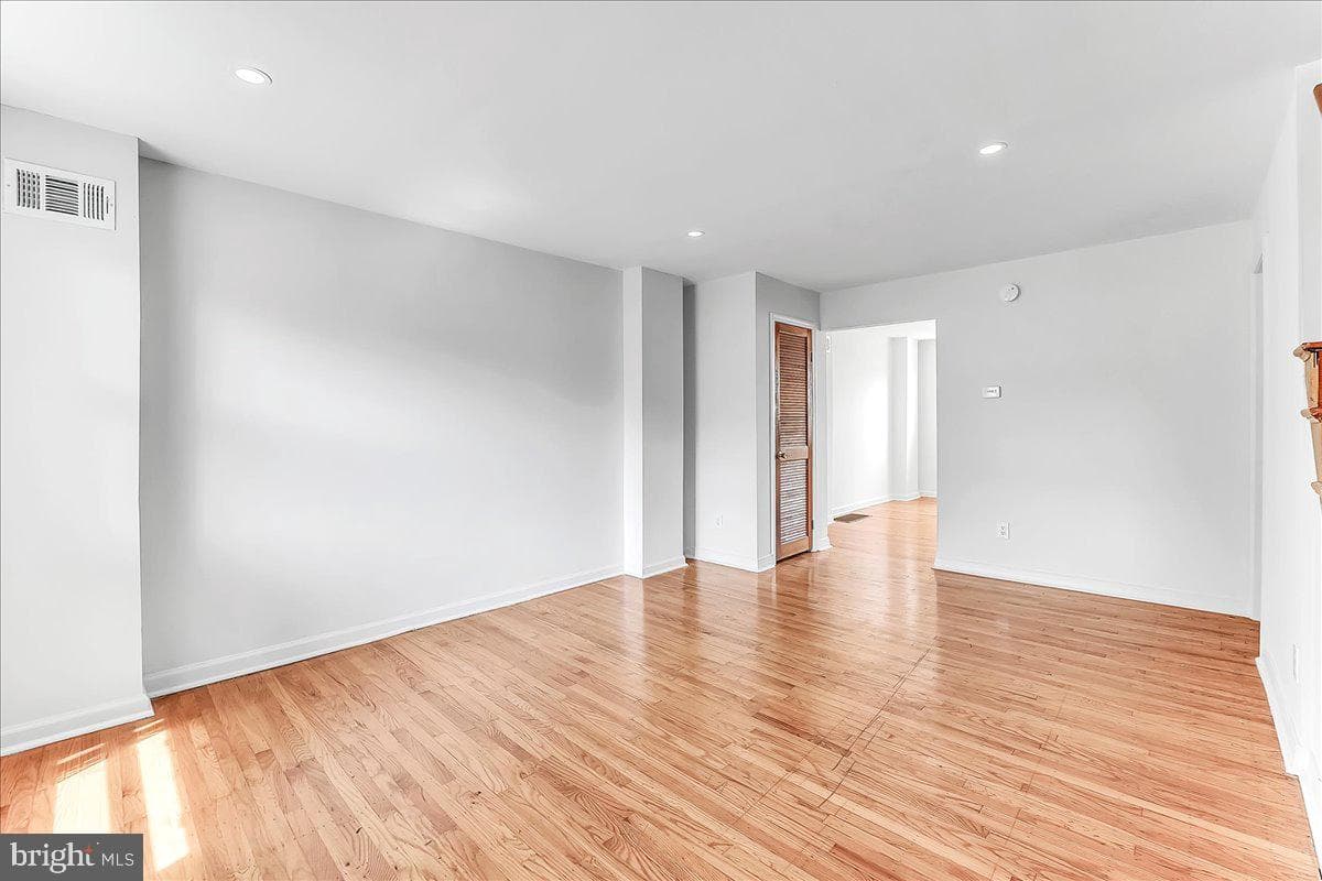 747 Bennington Road photo 9