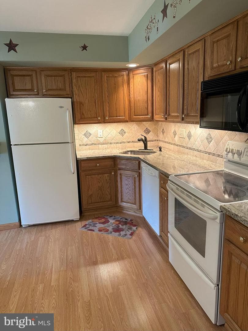 239 Bishop Drive photo 12