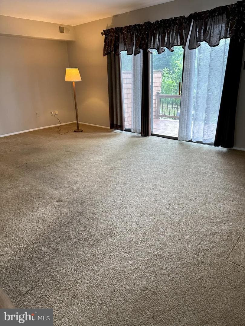 239 Bishop Drive photo 4